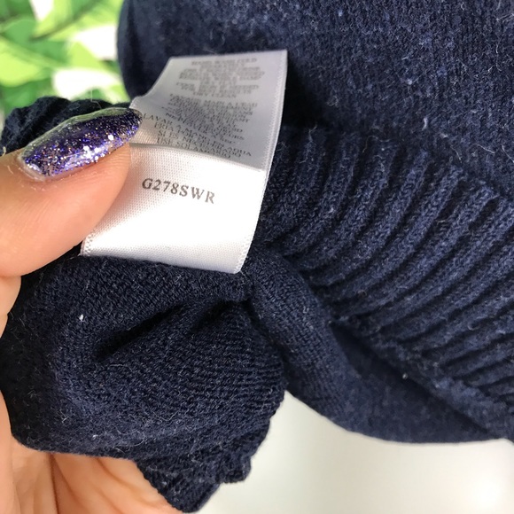 5 for $25 BCBGMAXAZRIA Blue Short Sleeve Sweater - Picture 7 of 8